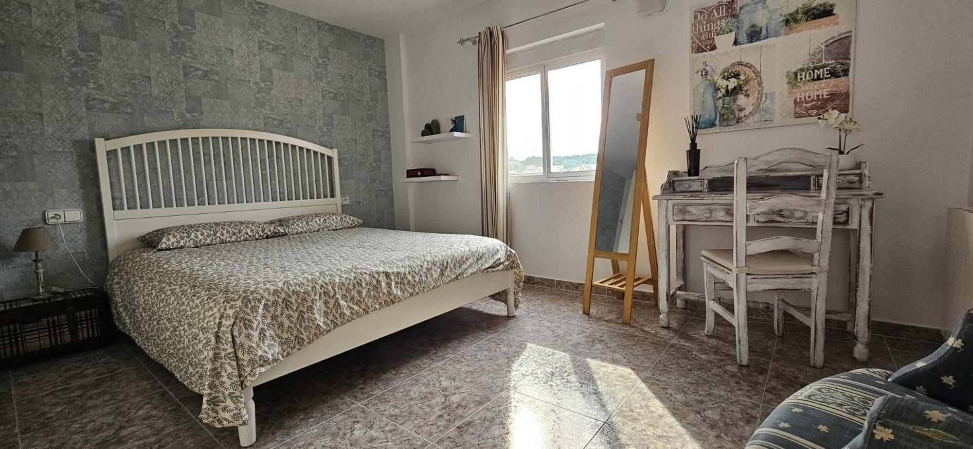 Amazing Penthouse With Views To The Castle Apartament *